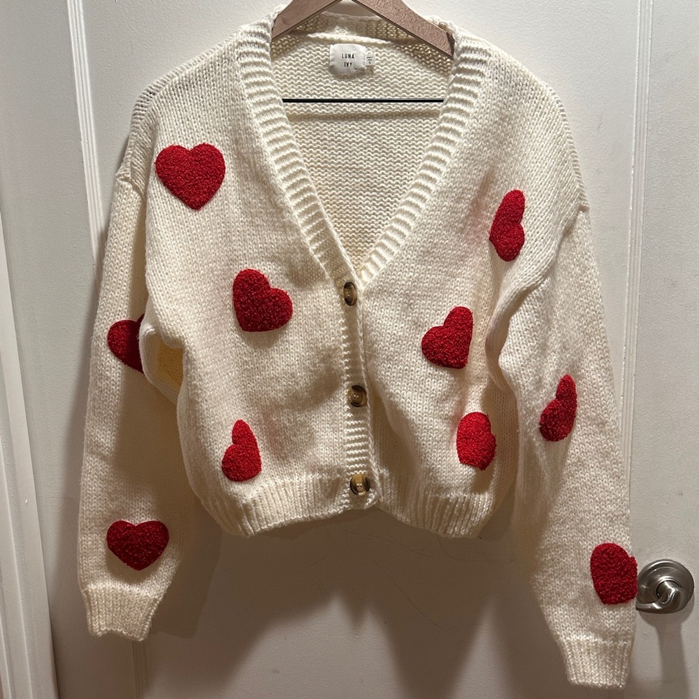Cutie Cream Cardigan with Red Heart Details
